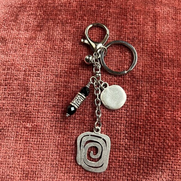 SPIRAL Bag Charm Silver Tone ୭ - Picture 5 of 7